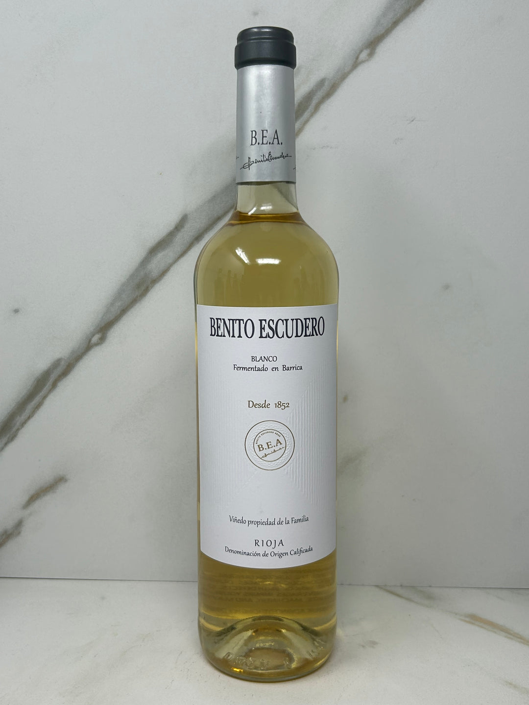 Image Escudero image beautiful - Benito Escudero, Rioja Blanco, Spain, 750mL – DrinkPLG